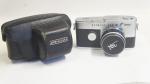 Olympus - Pen F fényképezőgép sz.: 351670, F.Zuiko Auto-S 1,8/38mm objektív sz.: 420578