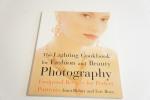 Jenni Binder-Eric Bean: The lighting cookbook for fashion and beauty photography ; Amphoto Books 2005.